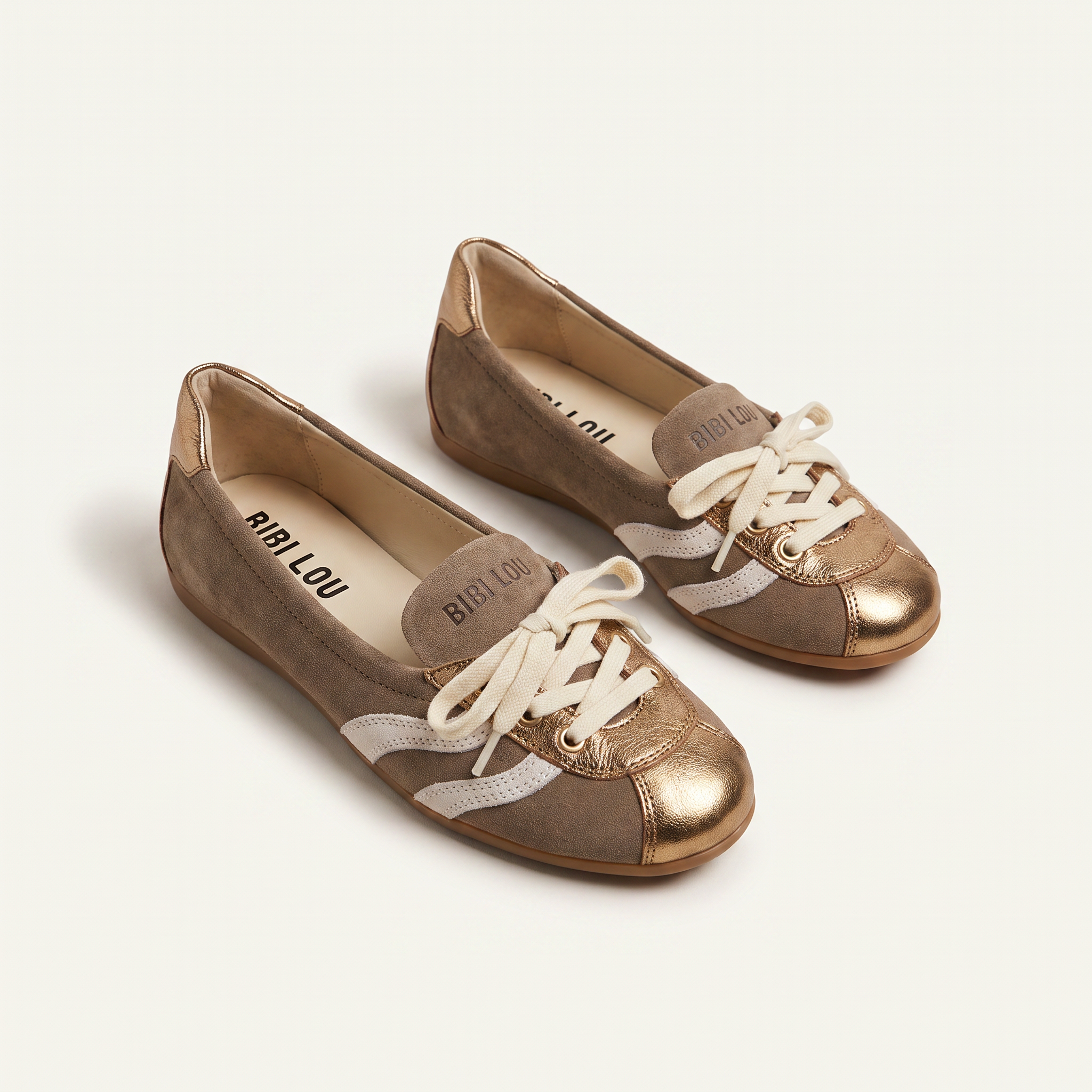 Sally Sneaker