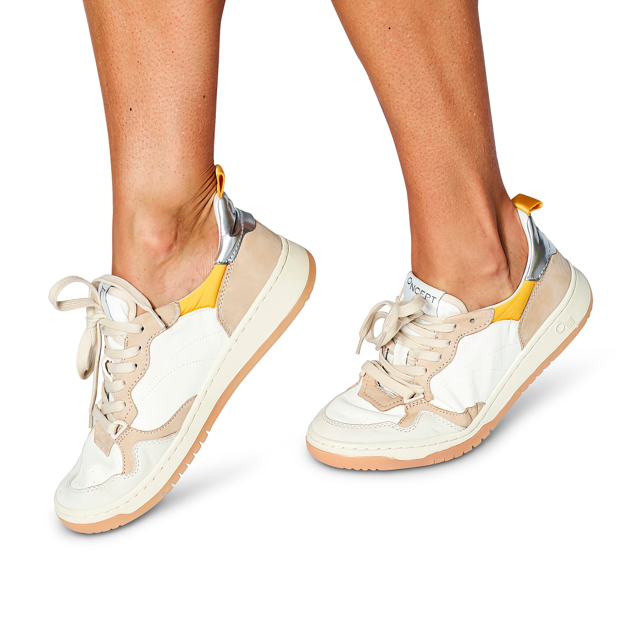 ONcept Phoenix Sneaker