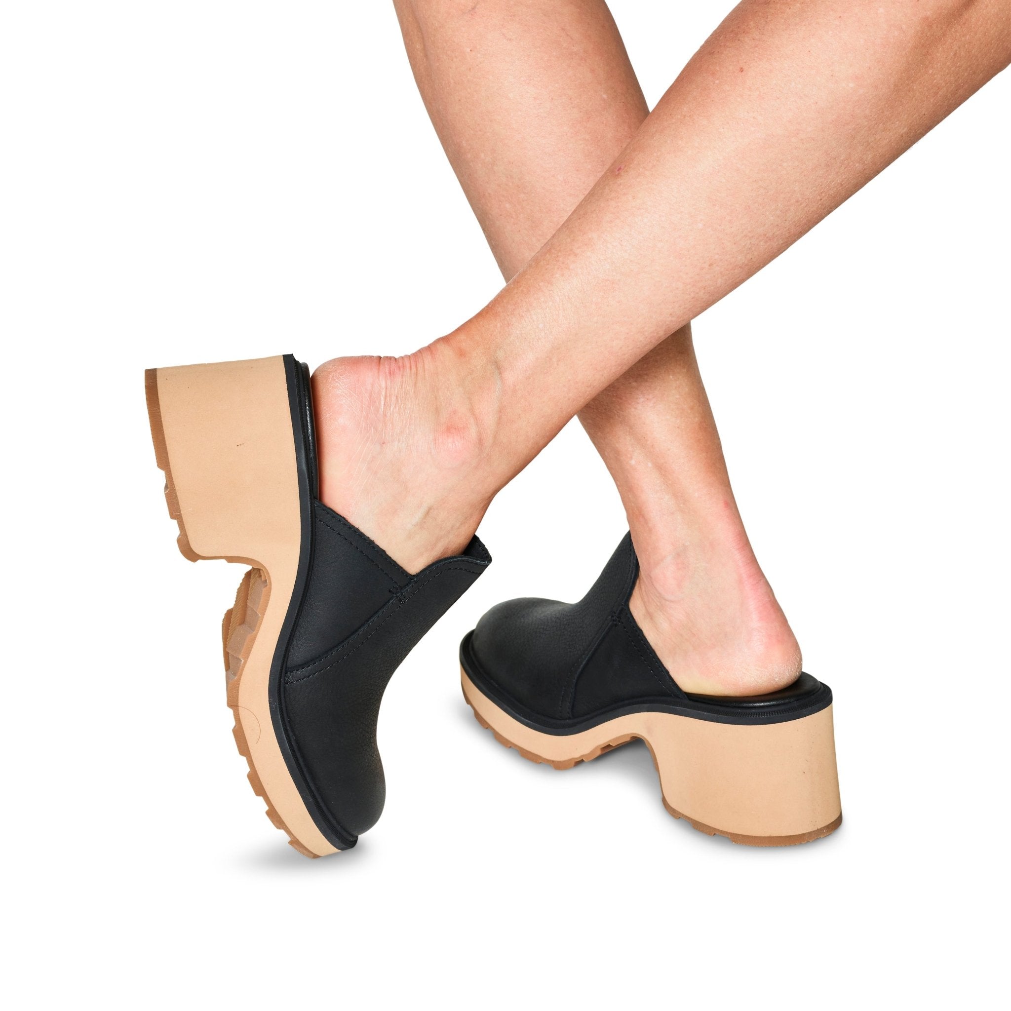 Hi - Line Heel Mule - Chattanooga Shoe Co.Sorel2048611 - 010Black