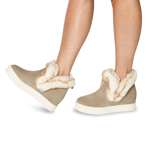 J Slides J Booties J/Slides Women's Tristan Faux Fur Lined