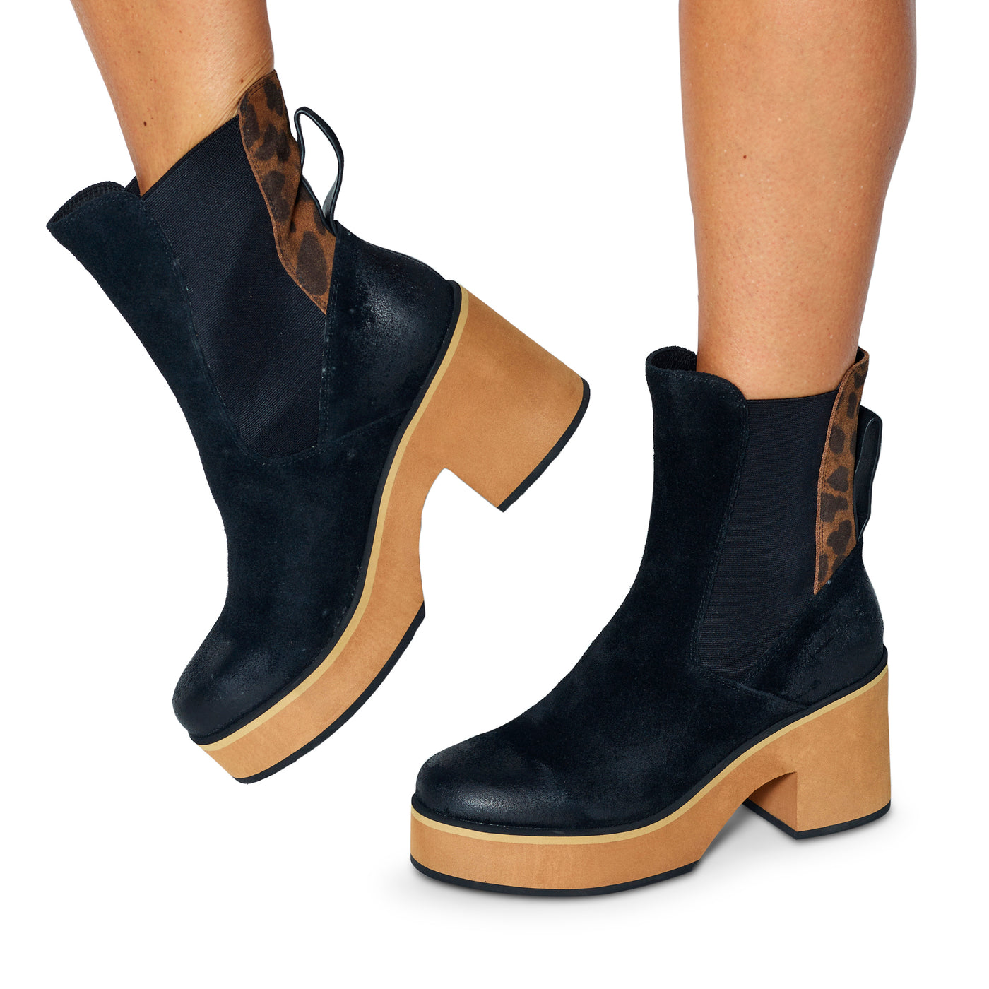 ANTELOPE BLACK SUEDE JORDAN BOOT
