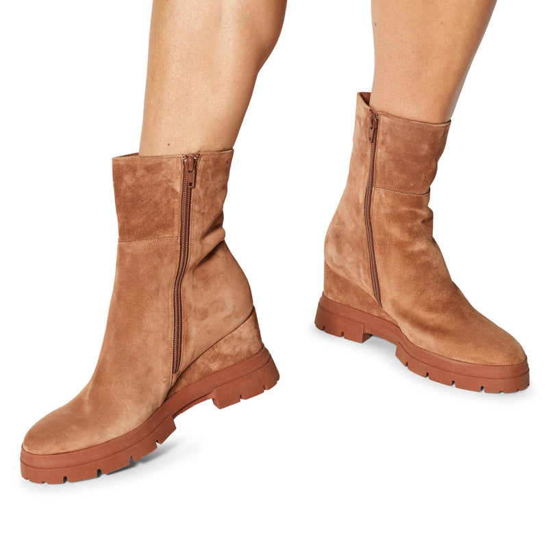 Annina - Chattanooga Shoe Co.Softwaves8.66.15Cognac (tan)