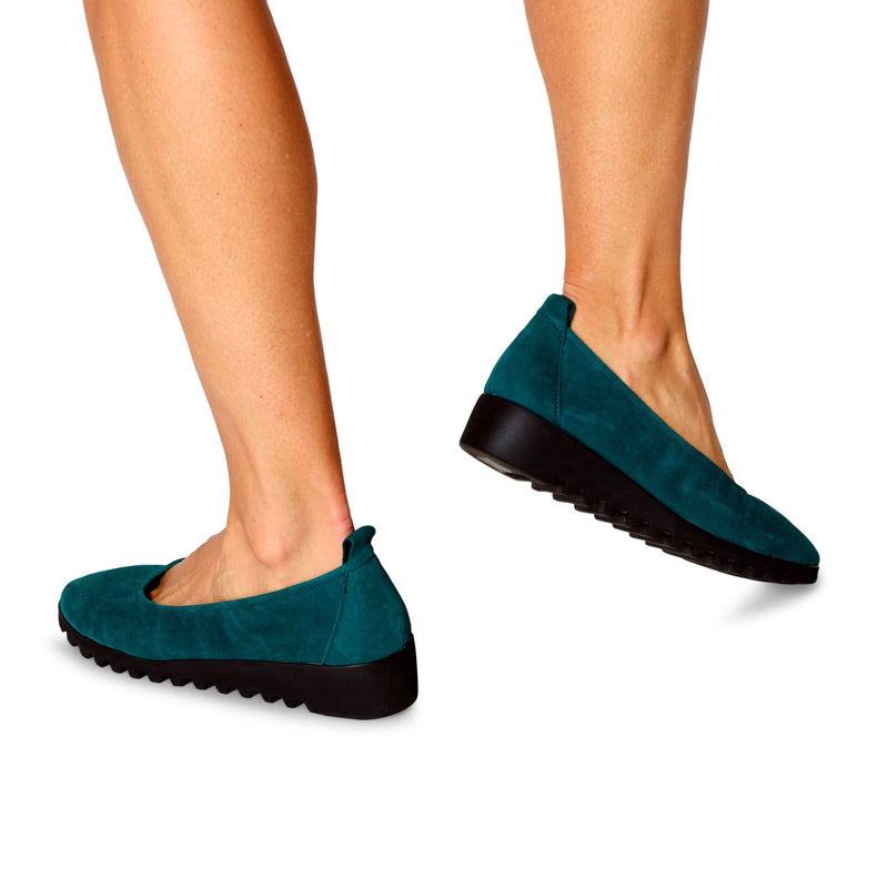 Brianna - Chattanooga Shoe Co.AetrexBW105Dark Teal (blue)