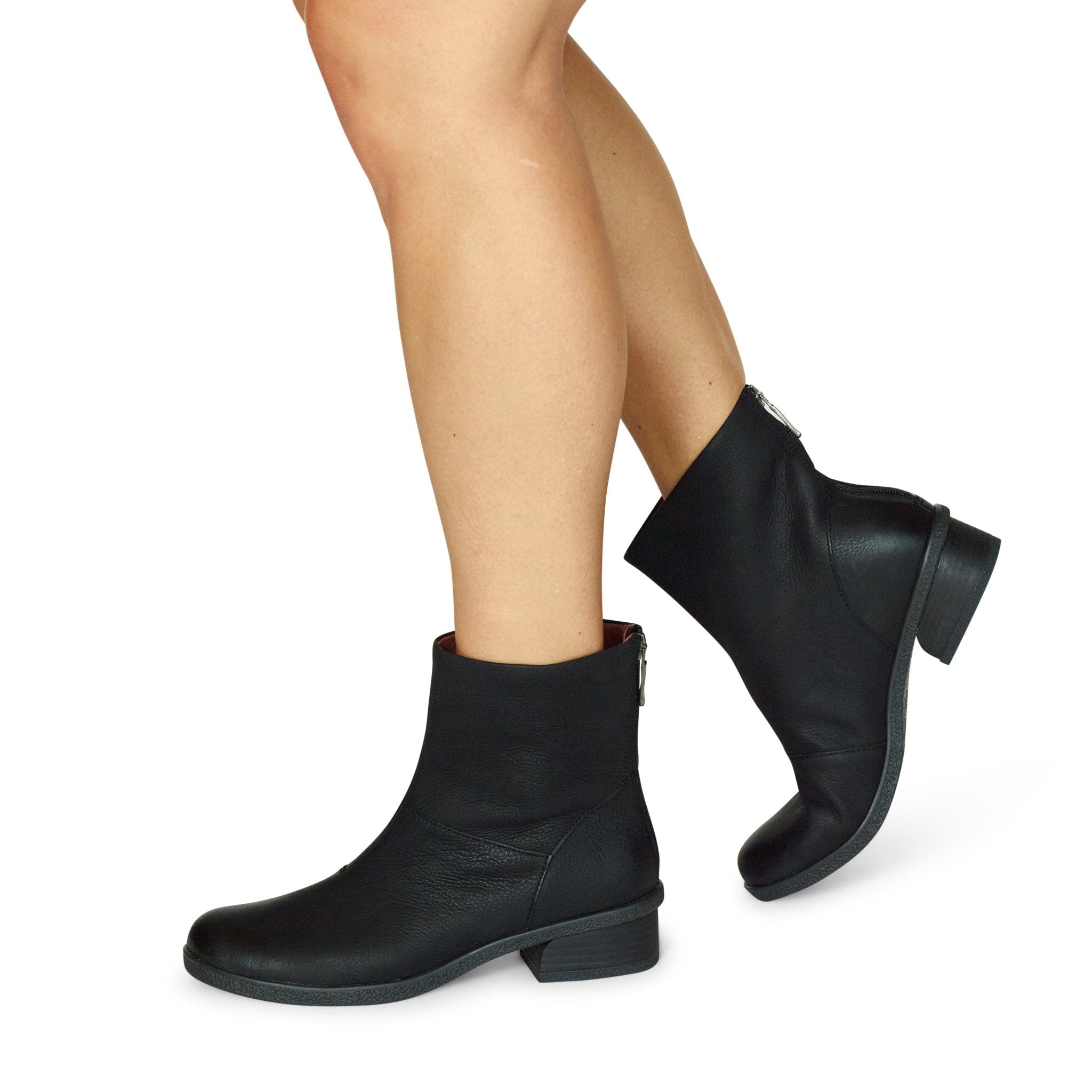 briannedanskoblack2925-501000-
