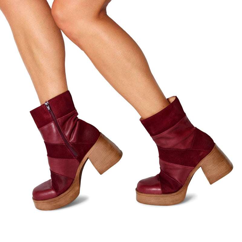 Danna - Chattanooga Shoe Co.Miz MoozBordeaux (red)