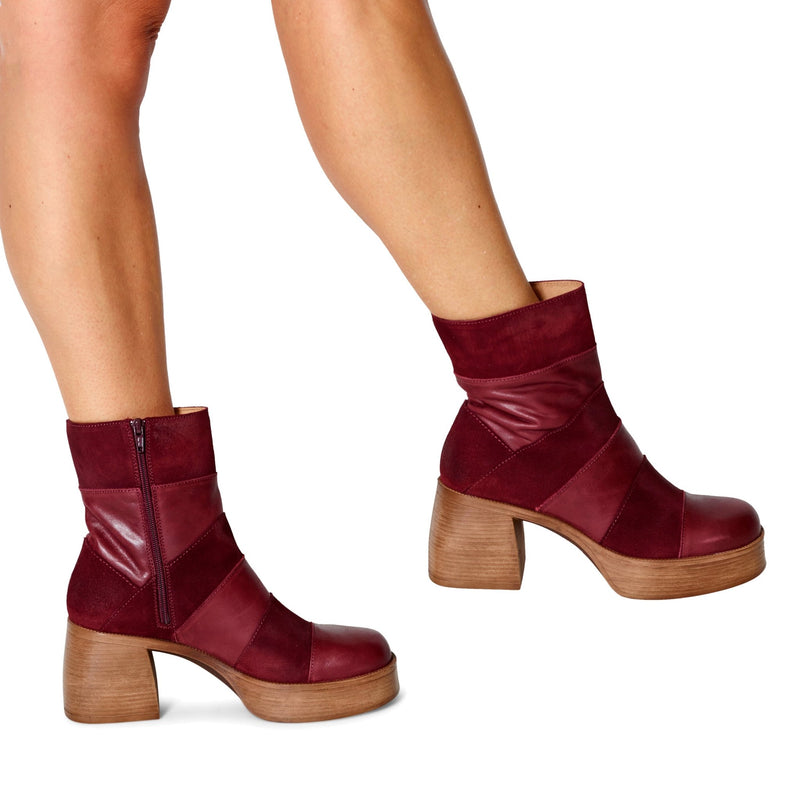 Danna - Chattanooga Shoe Co.Miz MoozBordeaux (red)