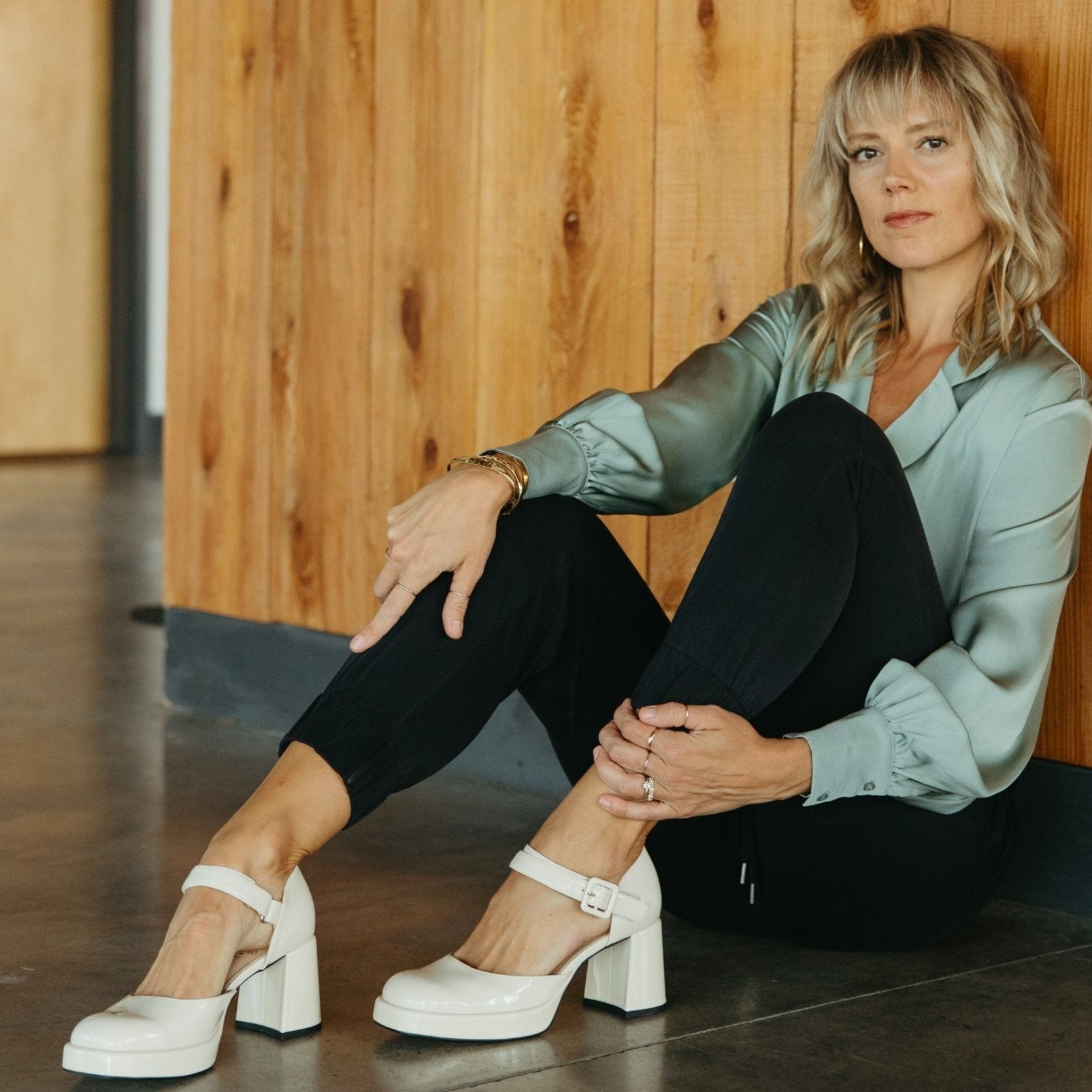 Estonia - Chattanooga Shoe Co.Naked FeetChamois (white)