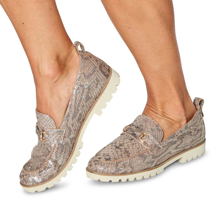 (取寄) ジェントル ソウルズ バイ ケネスコール レディース レイラニ Gentle Souls by Kenneth Cole women Leilani Black Leather 取寄) ジェントル ソウルズ バイ ケネスコール レディース レイラニ