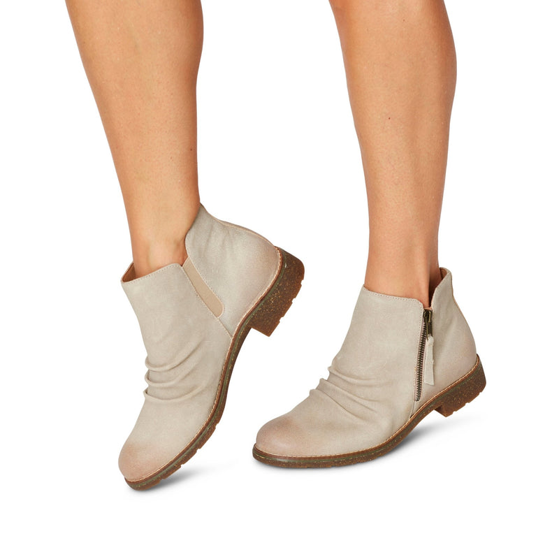 Mila - Chattanooga Shoe Co.AetrexLB302Taupe (beige)