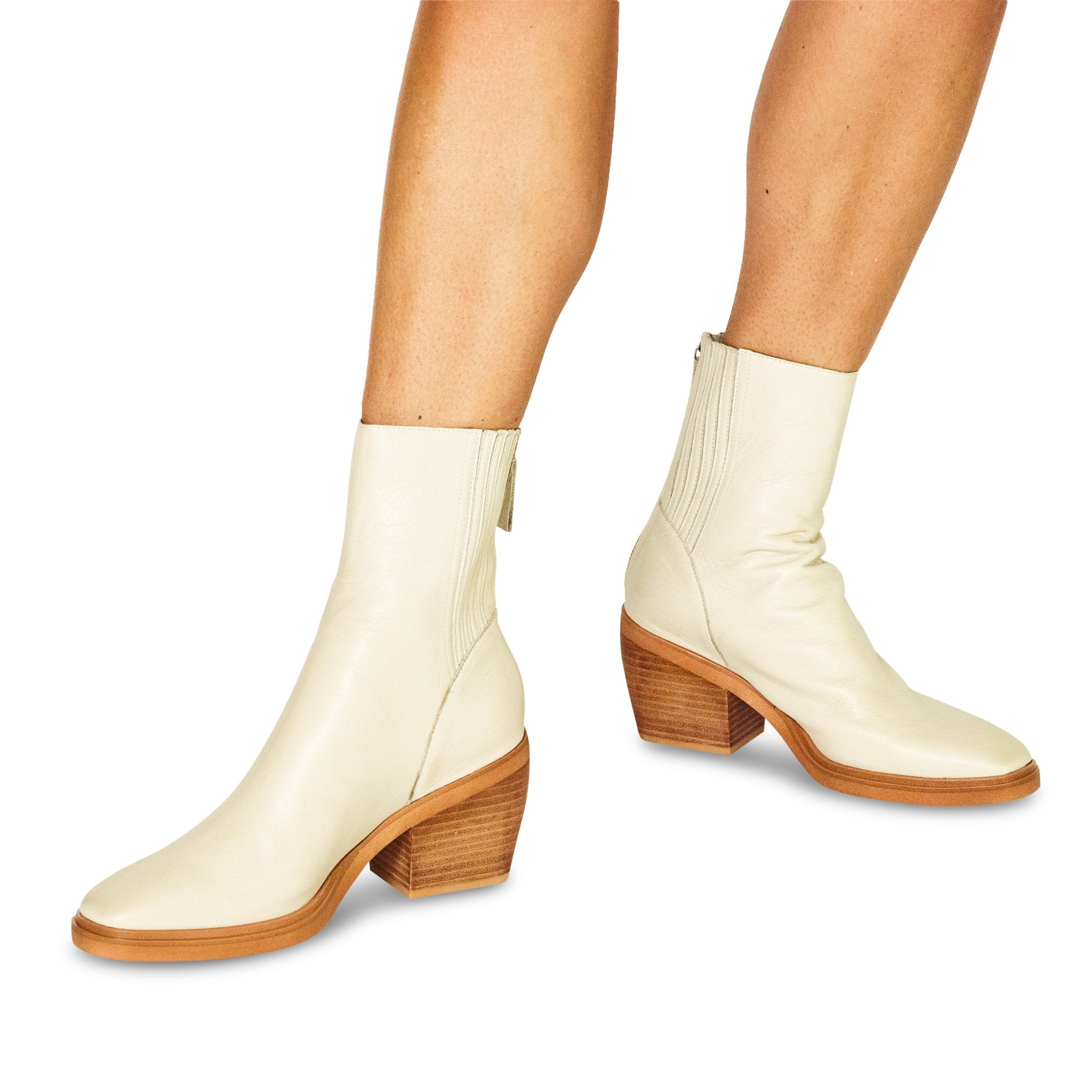 Teach - Chattanooga Shoe Co.Silent DLatte (cream)